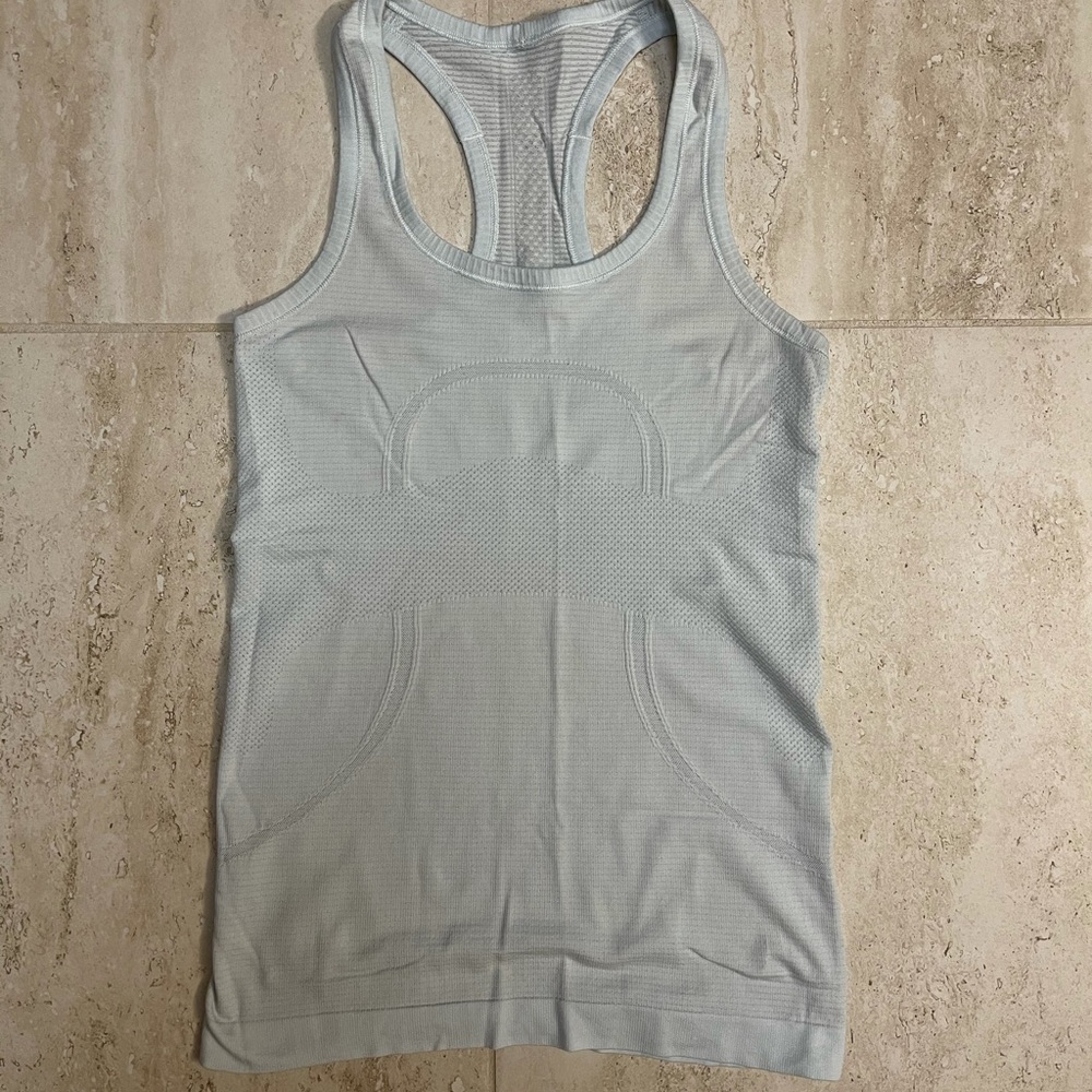 Light blue Swiftly tank
